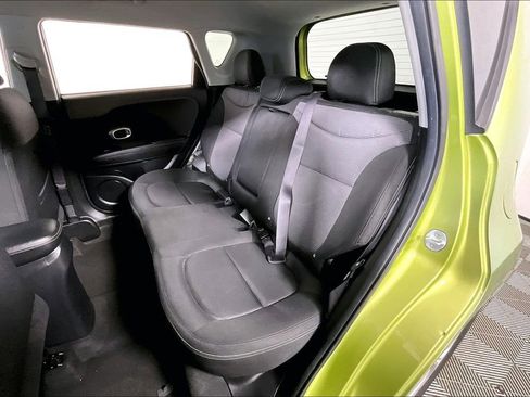 Used 2017 Kia Soul + image 24