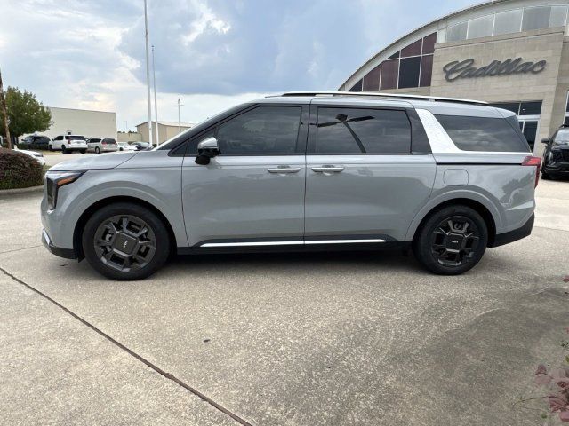 Used 2025 Kia Carnival SX FWD image 8