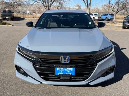Used 2022 Honda Accord Sport image 9