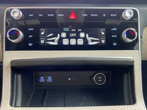 New 2026 Genesis GV80 3.5T Prestige AWD/4WD image 19