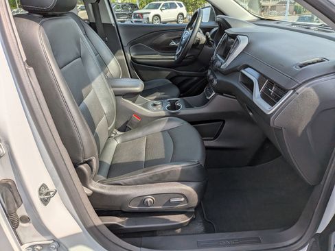 Used 2024 GMC Terrain SLT AWD/4WD image 37