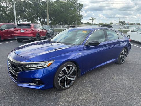 Used 2022 Honda Accord Sport image 3