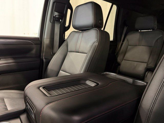Used 2024 Chevrolet Tahoe RST w/ Luxury Package AWD/4WD image 30