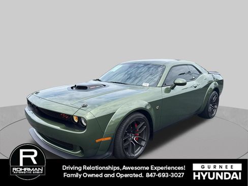 Used 2022 Dodge Challenger R/T Scat Pack RWD image 1