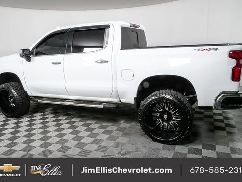 Used 2019 Chevrolet Silverado 1500 LTZ w/ LTZ Convenience Package image 2