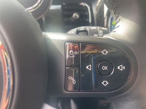 Used 2024 MINI Cooper SE image 18