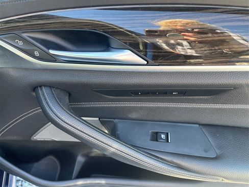 Used 2018 BMW 540i xDrive w/ M Sport Package AWD/4WD image 20
