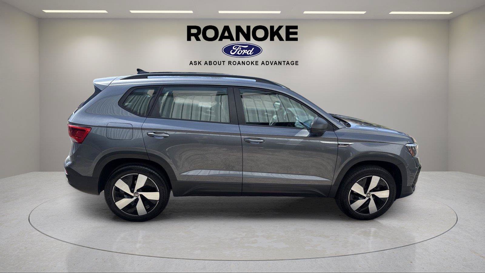 Used 2024 Volkswagen Taos S AWD/4WD image 10