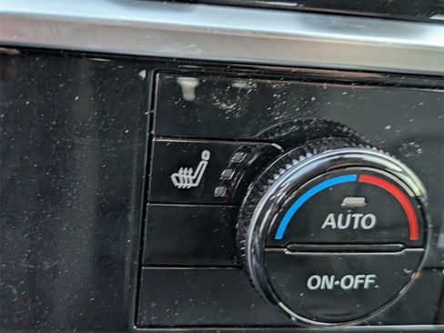 New 2025 Nissan Pathfinder SL image 14