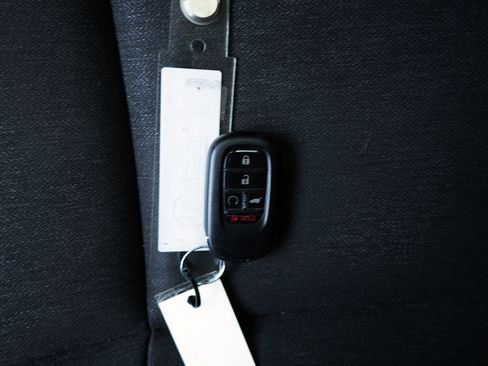 Certified 2025 Honda Accord LX image 43