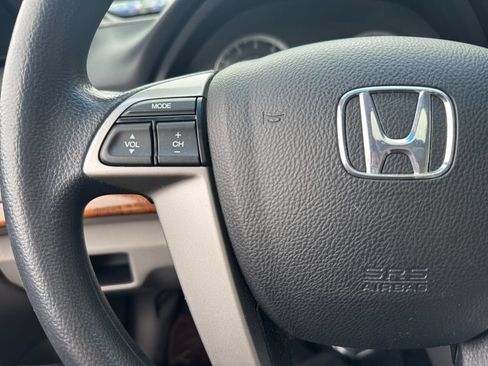 Used 2011 Honda Accord EX image 29