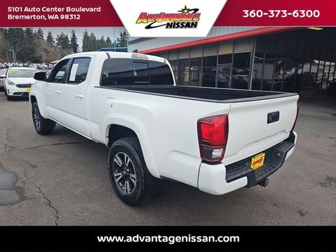 Used 2019 Toyota Tacoma SR5 image 3
