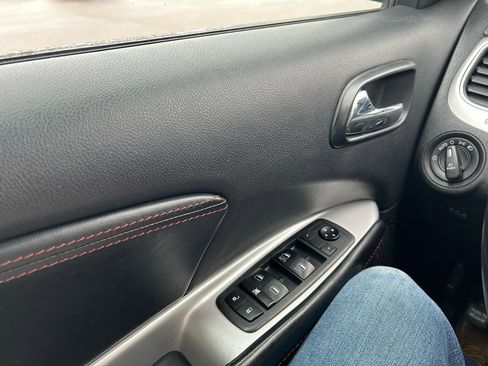 Used 2018 Dodge Journey GT image 28