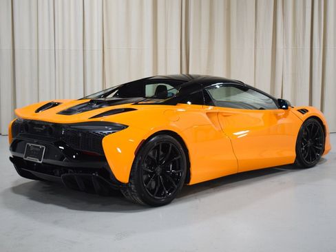 New 2026 McLaren Artura Spider RWD image 9