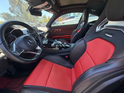 Used 2017 Mercedes-Benz AMG GT Coupe image 5