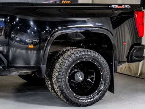 Used 2024 Chevrolet Silverado 3500 LTZ w/ LTZ Plus Package image 14