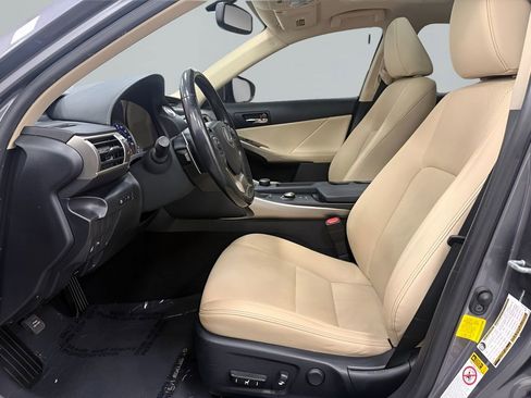 Used 2016 Lexus IS 200t RWD image 12