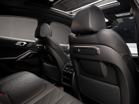 Used 2025 BMW X6 xDrive40i w/ Premium Package image 69