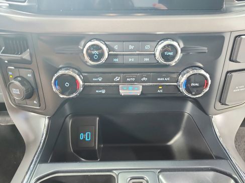 Used 2024 Ford F150 XLT w/ Mobile Office Package image 30