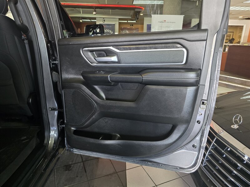 Used 2022 RAM 1500 Big Horn AWD/4WD image 16