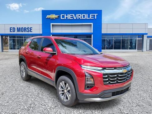 New 2026 Chevrolet Equinox LT w/ Safety and Technology Package FWD image 2