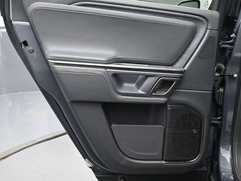 Used 2024 Rivian R1T Adventure AWD/4WD image 17