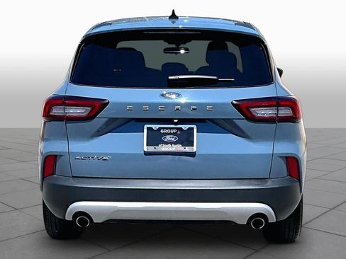 Used 2024 Ford Escape Active w/ Cold Weather Package FWD image 5