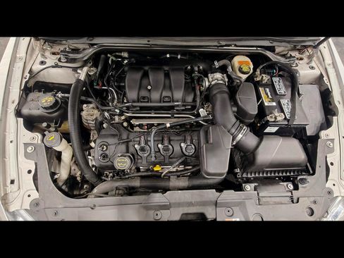 Used 2016 Ford Taurus Limited w/ Equipment Group 301A AWD/4WD image 54