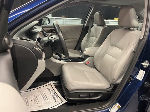 Used 2016 Honda Accord EX-L image 11