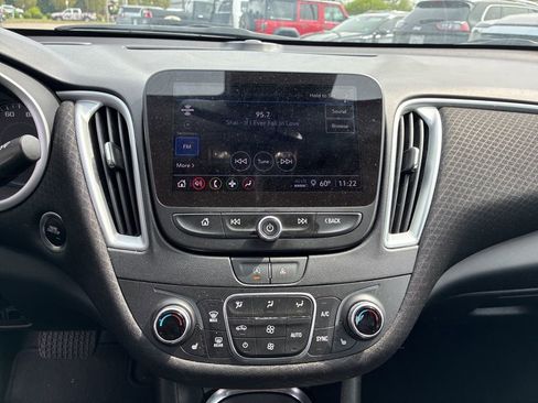 Used 2024 Chevrolet Malibu LT image 16