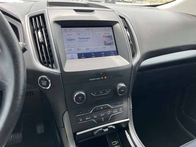 Used 2020 Ford Edge SE FWD image 23