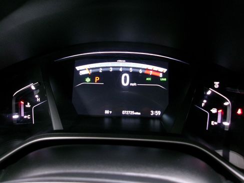 Used 2018 Honda CR-V Touring image 8