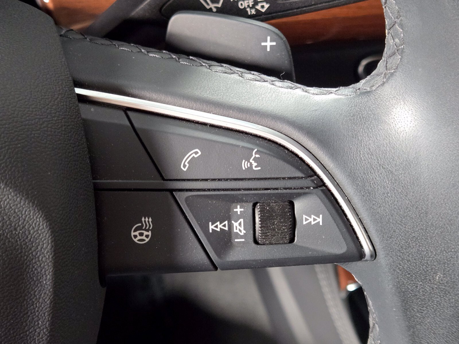 Used 2021 Audi Q5 Prestige AWD/4WD image 25
