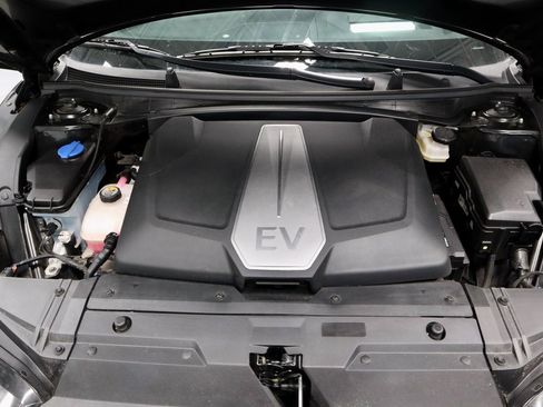 Used 2024 Kia EV6 GT-Line image 19