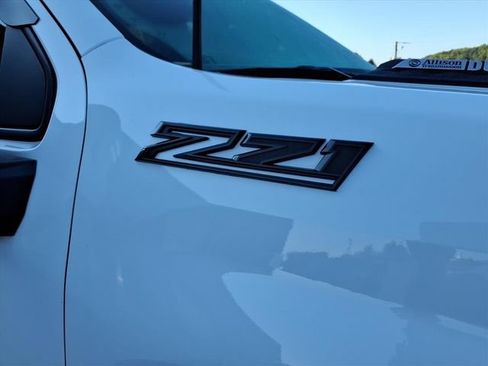 Used 2024 Chevrolet Silverado 2500 Custom w/ Custom Value Package AWD/4WD image 5
