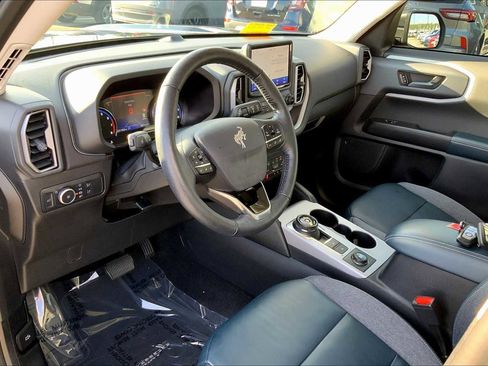 Used 2022 Ford Bronco Sport Outer Banks AWD/4WD image 18