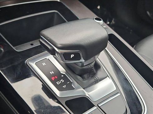 Used 2023 Audi Q5 2.0T Premium AWD/4WD image 10
