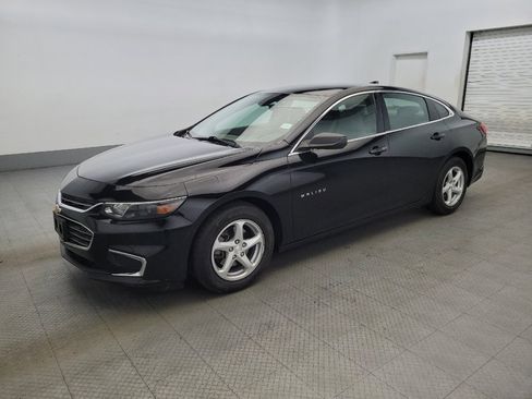 Used 2016 Chevrolet Malibu LS FWD image 2