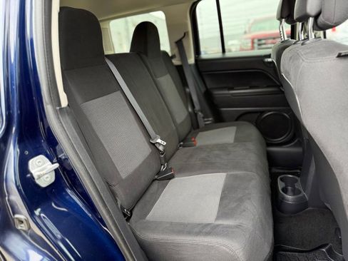 Used 2015 Jeep Patriot Sport w/ Power Value Group FWD image 18