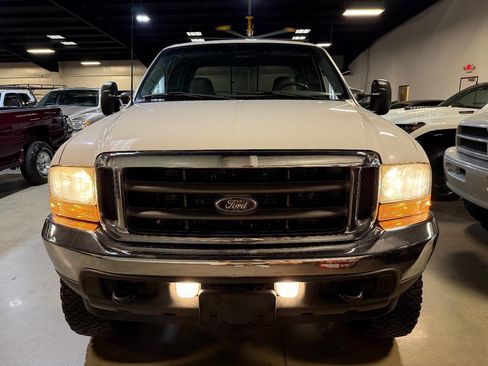 Used 2002 Ford F350 Lariat image 7