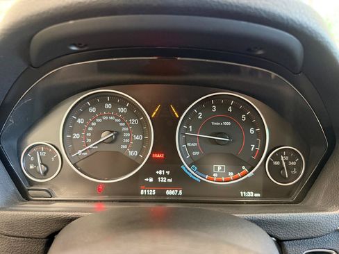 Used 2018 BMW 330i Sedan RWD image 39