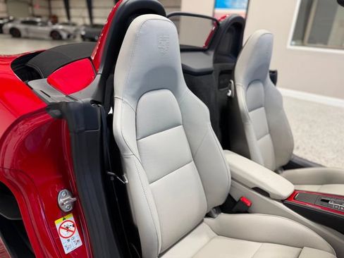 Used 2024 Porsche 718 Boxster GTS RWD image 27