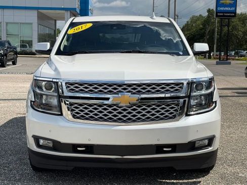 Used 2017 Chevrolet Suburban LT w/ LT Signature Package AWD/4WD image 2