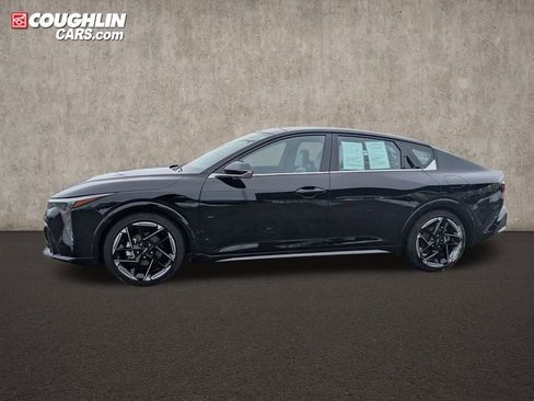 Used 2025 Kia K4 GT-Line w/ GT-Line Premium Package image 4