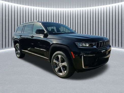 New 2026 Jeep Grand Cherokee L Limited image 1