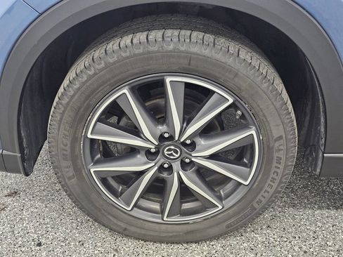 Used 2018 MAZDA CX-5 Touring w/ Preferred Equipment Package AWD/4WD image 9