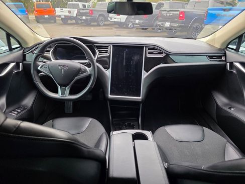 Used 2013 Tesla Model S image 11
