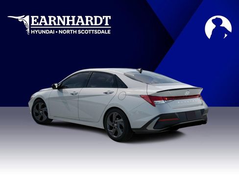 New 2026 Hyundai Elantra SEL Sport FWD image 4