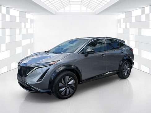Certified 2024 Nissan Ariya FWD image 3