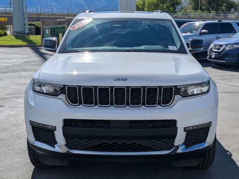 Used 2023 Jeep Grand Cherokee L Limited w/ Trailer Tow Group (B) AWD/4WD image 9